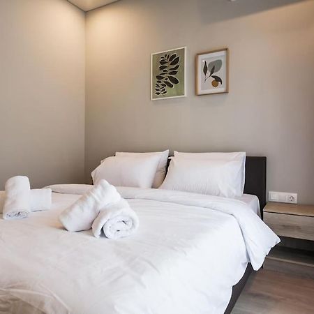 Piraeus Deluxe 2Bdr Apt - Near Metro And Port Экстерьер фото